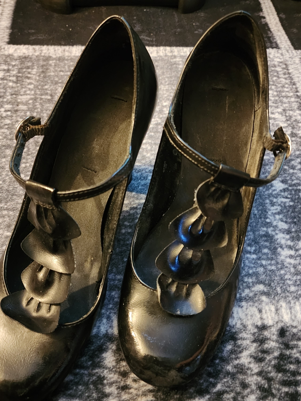American Eagle Outfitters Black Mary Jane Heels with Floral Petal Accent